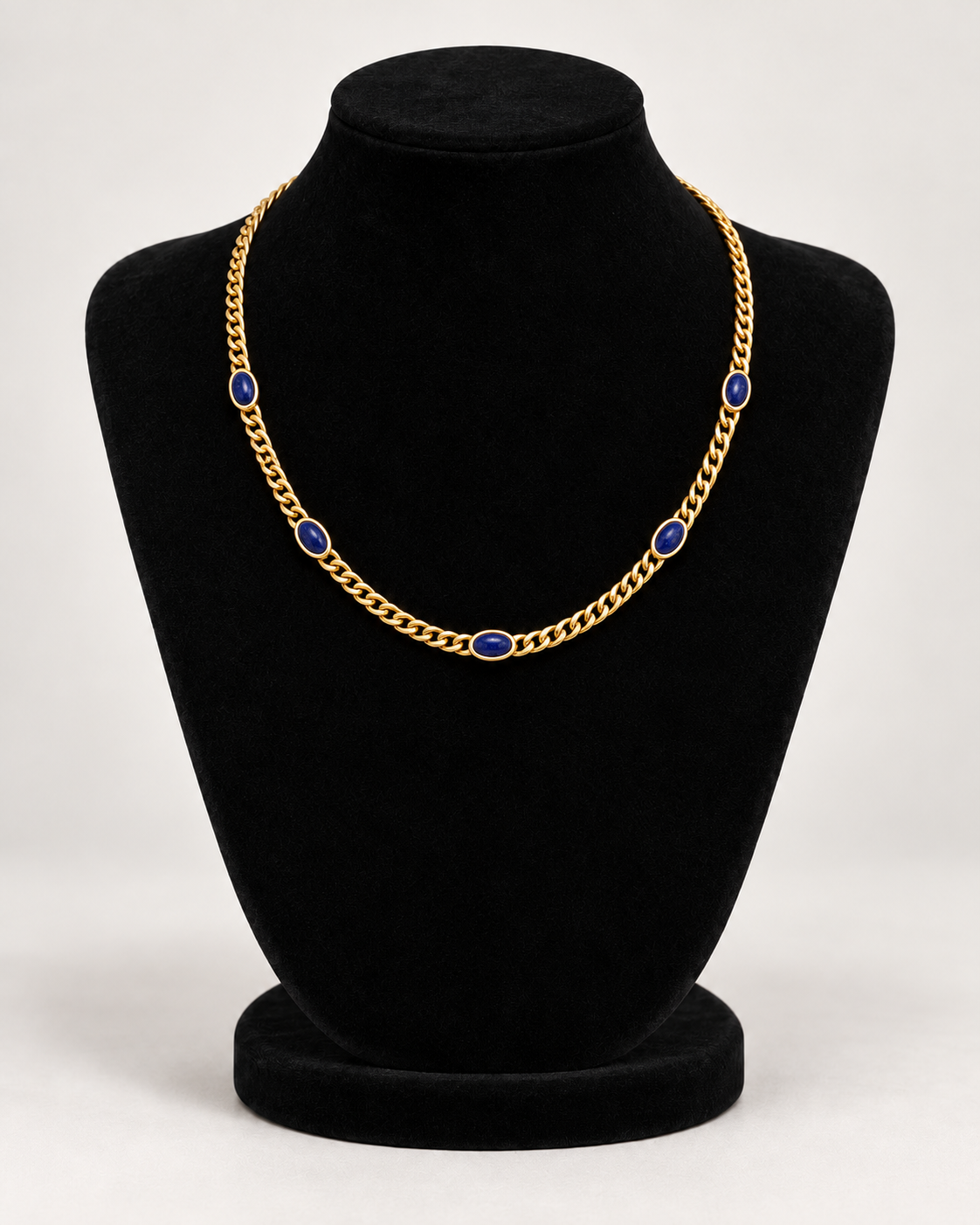 Goldkette mit fünf Saphiren, 585 Gelbgold